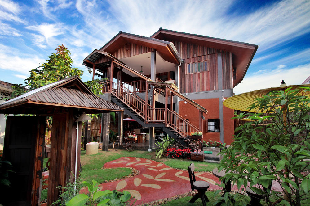 เฮือนดิน กลิ่นไม้ บูทิค โฮเต็ล Hotel เชียงใหม่ ภายนอก รูปภาพ